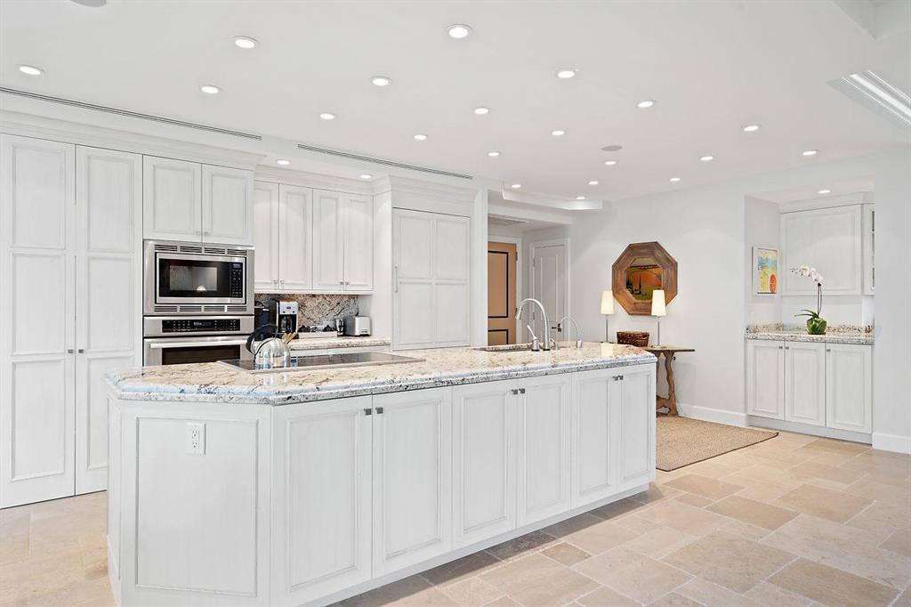 TWENTY FIVE HUNDRED SOUTH - Residential