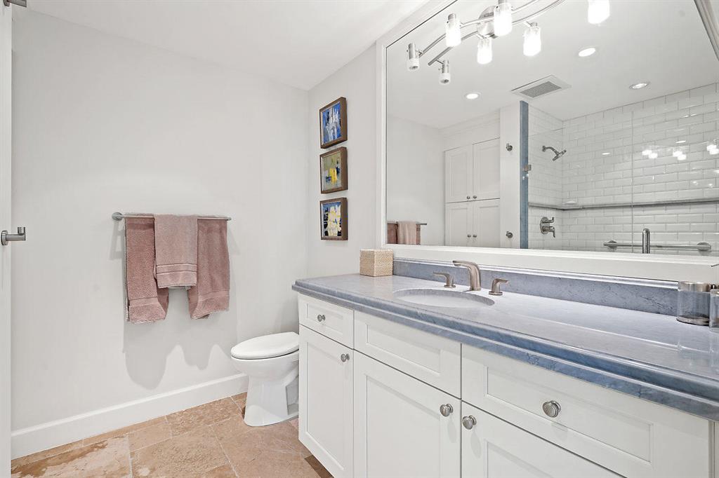 TWENTY FIVE HUNDRED SOUTH - Residential