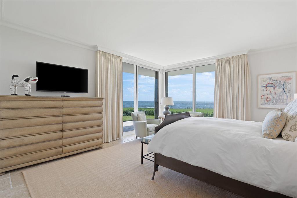 TWENTY FIVE HUNDRED SOUTH - Residential