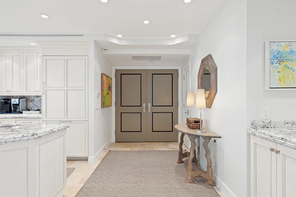 TWENTY FIVE HUNDRED SOUTH - Residential