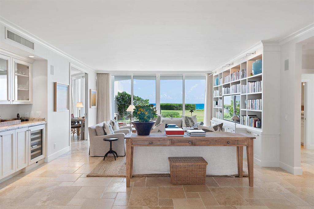 TWENTY FIVE HUNDRED SOUTH - Residential