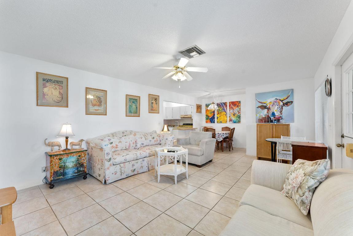 LA PINATA CONDO - Residential