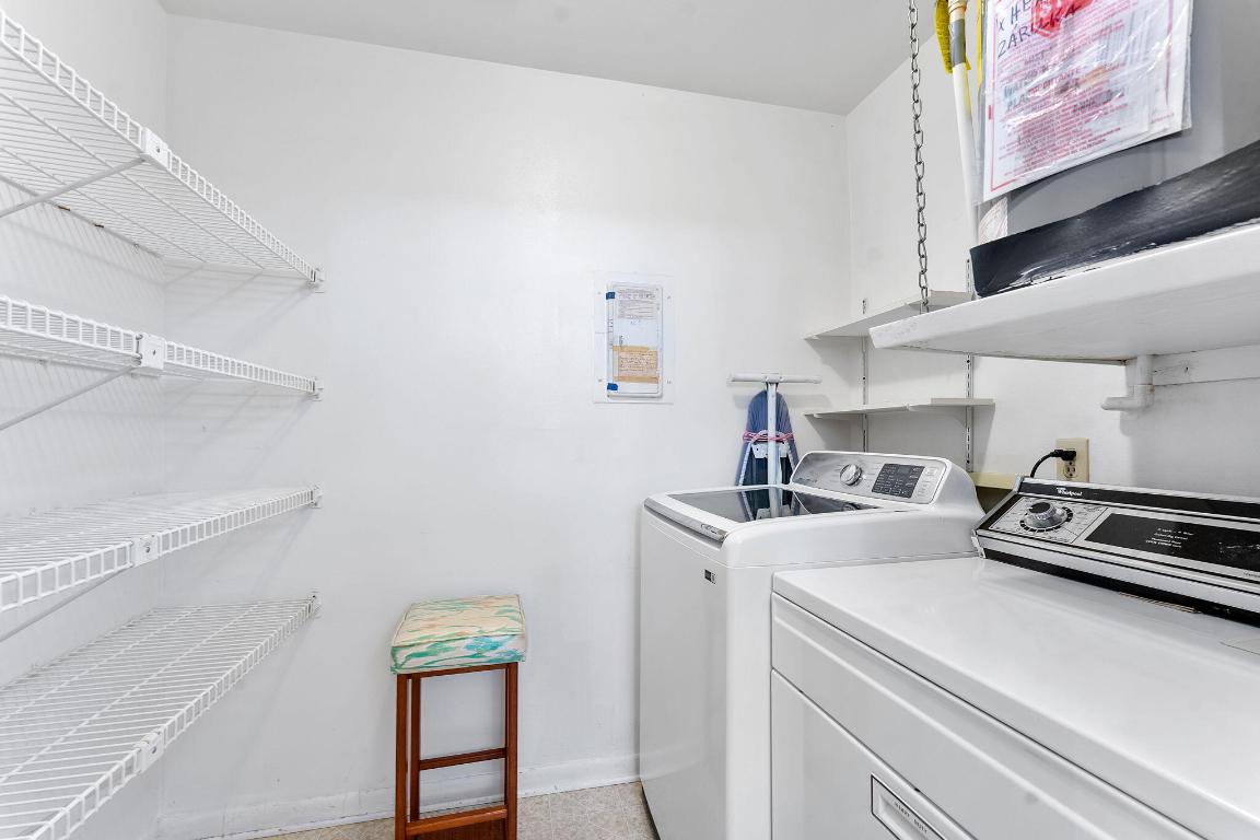 LA PINATA CONDO - Residential