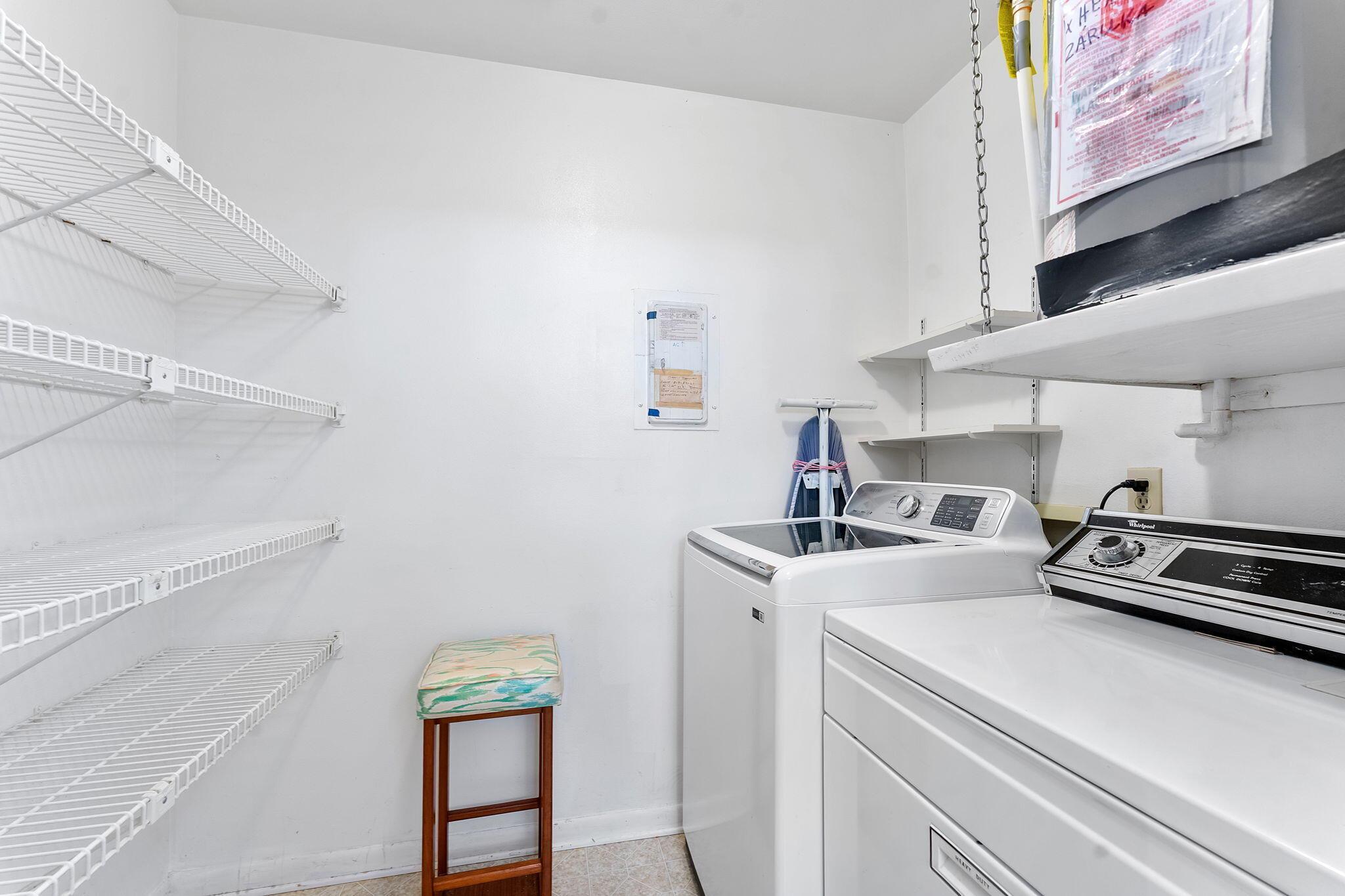 LA PINATA CONDO - Residential