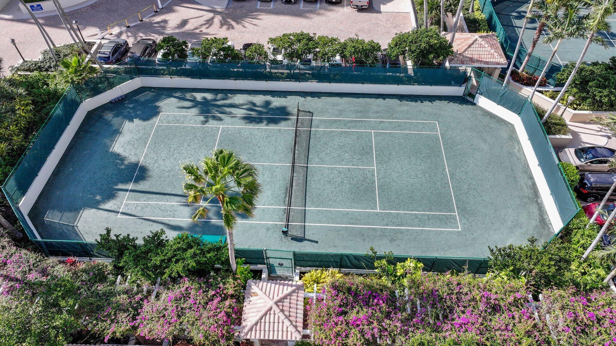 TOSCANA NORTH CONDO - Residential