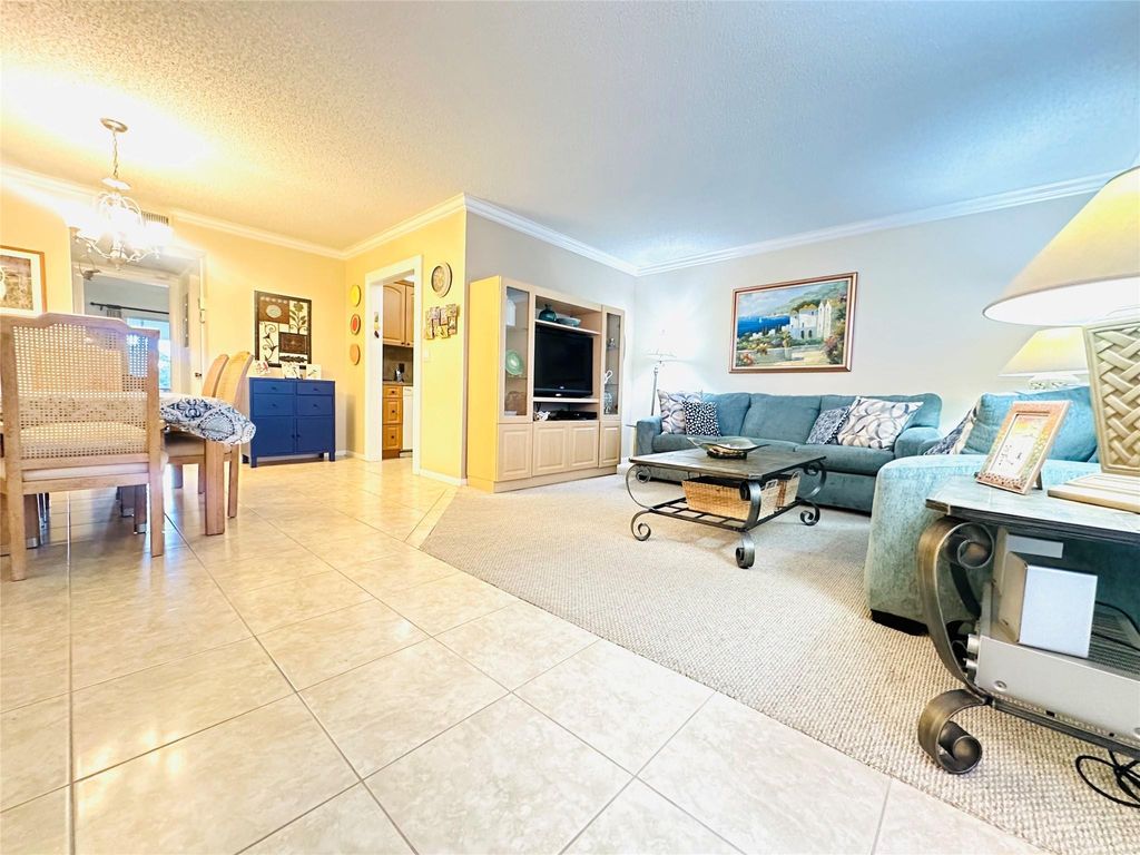 Photo of 2007 Islewood D #2007, Deerfield Beach, FL 33442 (MLS # F10548951)