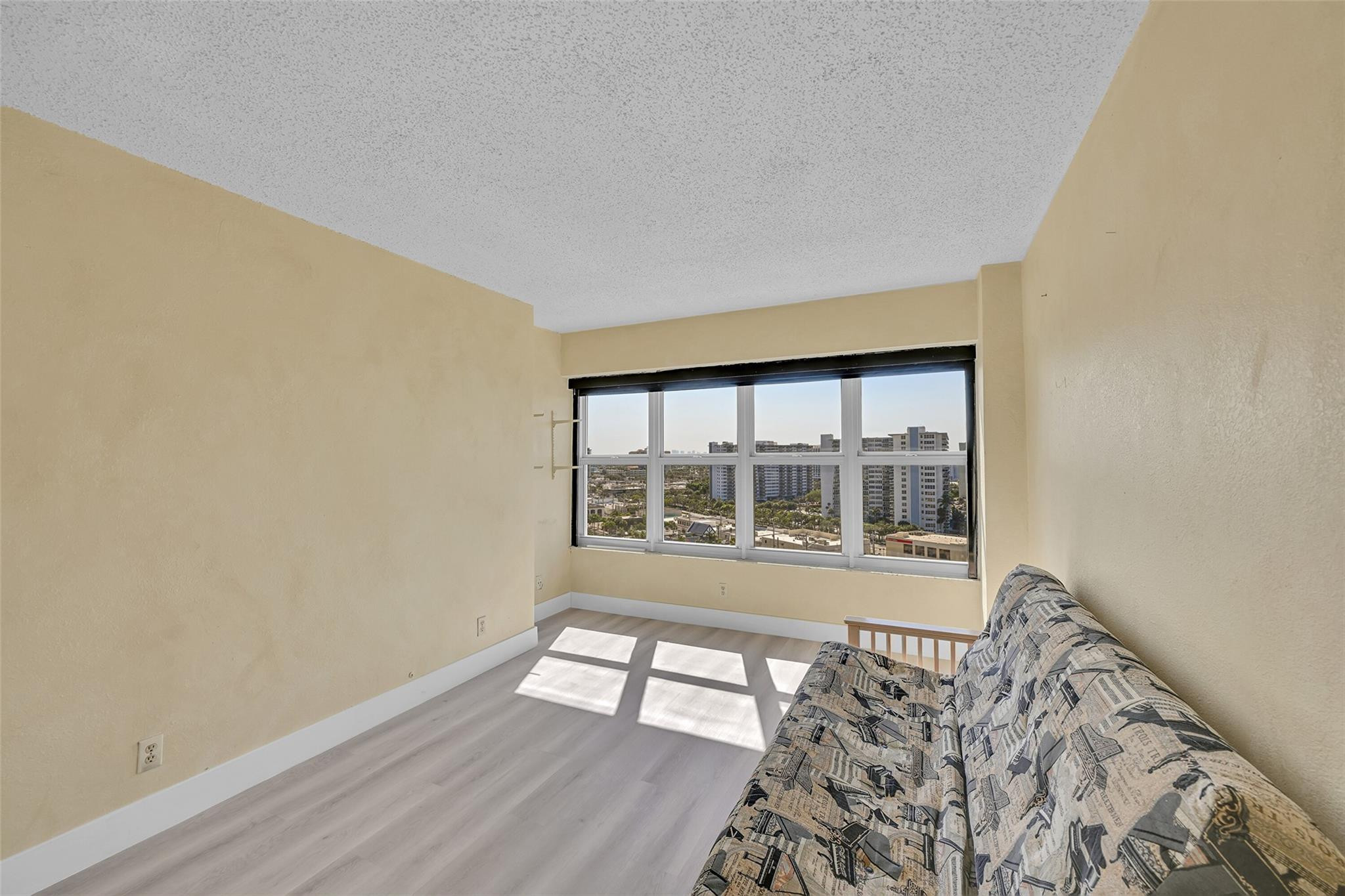 Royal Ambassador Condo - Residential Lease