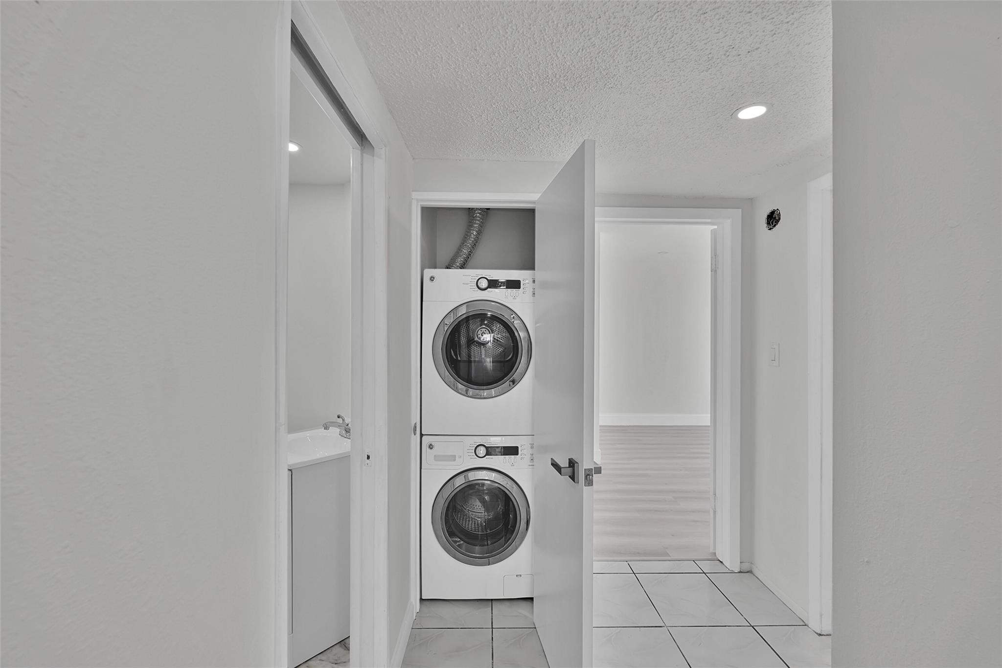 Royal Ambassador Condo - Residential Lease