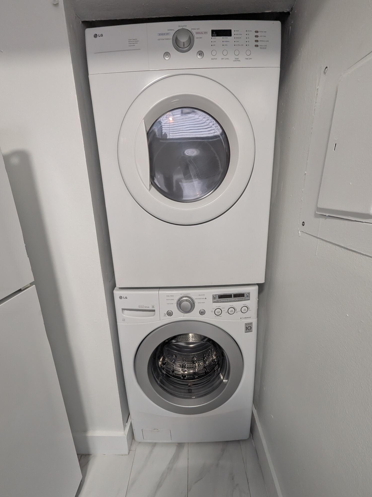 CENTURY GARDEN CONDO - Residential Lease