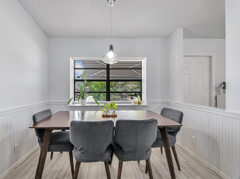 BOCA COUNTRY ESTATES CONDO - Residential