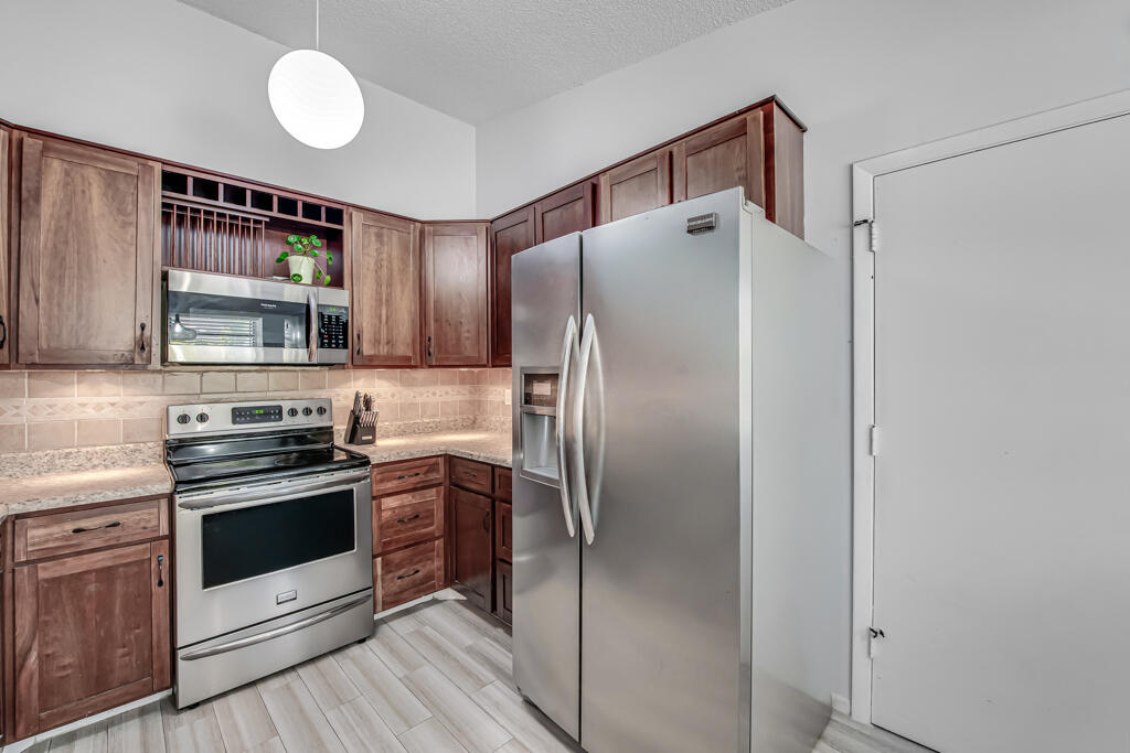 BOCA COUNTRY ESTATES CONDO - Residential