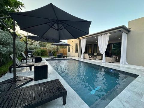 Tiny photo for 1533 NE 16th Avenue, Fort Lauderdale, FL 33304 (MLS # B26050468)