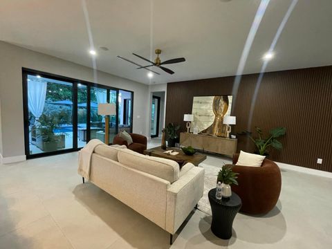 Tiny photo for 1533 NE 16th Avenue, Fort Lauderdale, FL 33304 (MLS # B26050468)
