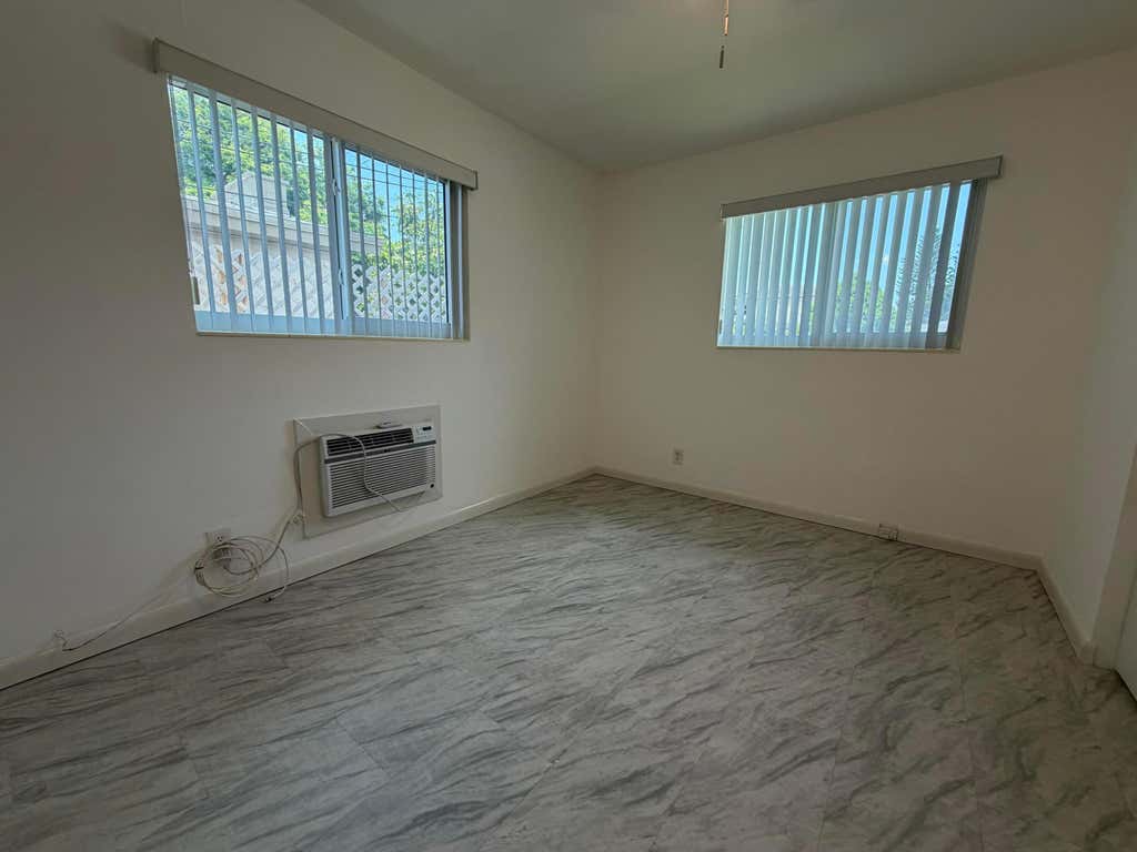 Photo of 1531 Garfield Street #1, Hollywood, FL 33020 (MLS # B26045110)