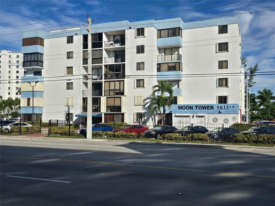 Two bedroom two bath, balconies were eliminated, to gain more space in the living room and one bedroom, one assigned parking and one additional parking as guest, parking area is gated a control remote is needed to gain access.
The apartment has  in laundry area, stove, microwave and refrigerator. Is located ,on a fifth floor and has a view looking at Miami's skyline, building has a pool, elevators, building has 6 floors, you will need to apply for the condominium association.