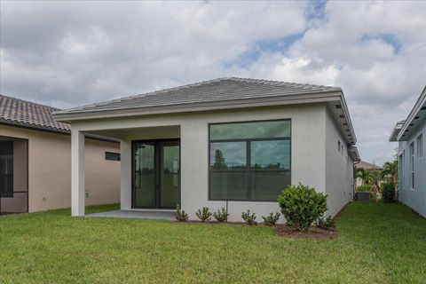 A home in Port St Lucie