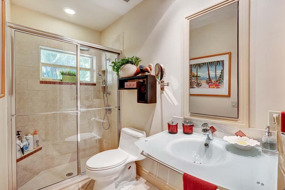 POINT MANALAPAN - Residential