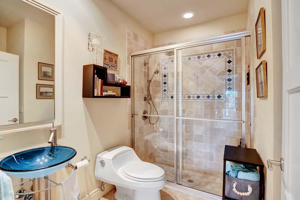 POINT MANALAPAN - Residential