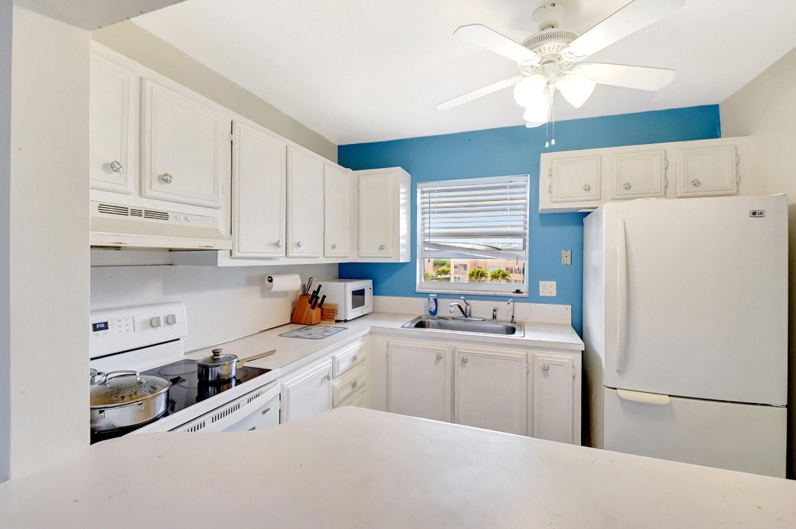 Lakeside Village - Residential