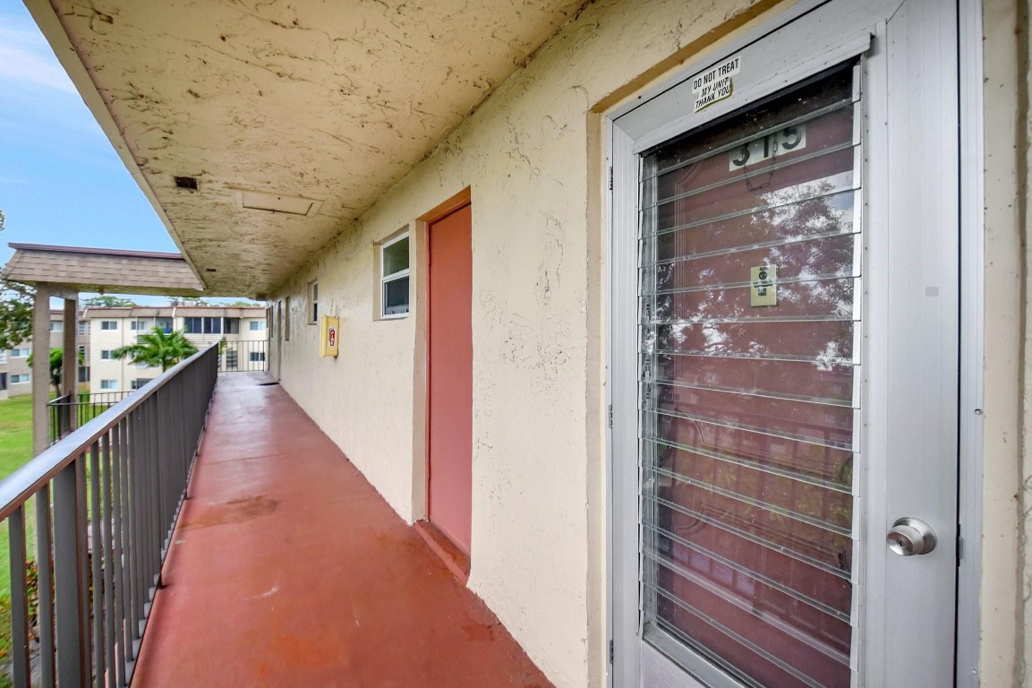 Lakeside Village - Residential