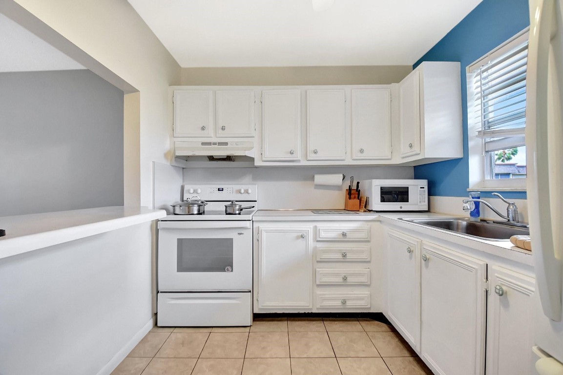 Lakeside Village - Residential