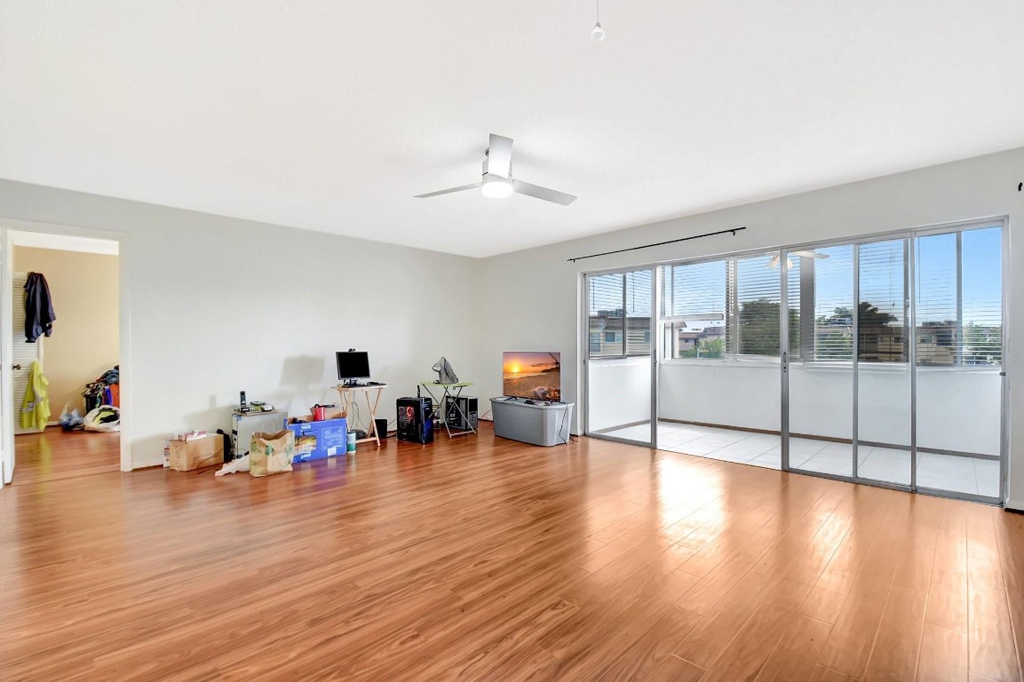 Lakeside Village - Residential