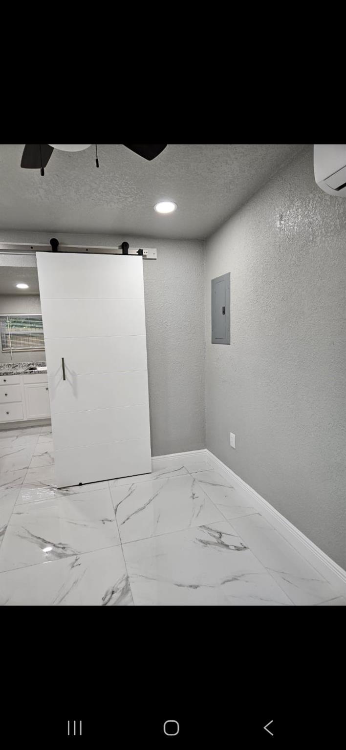 John F Kennedy Estates Se - Residential Lease