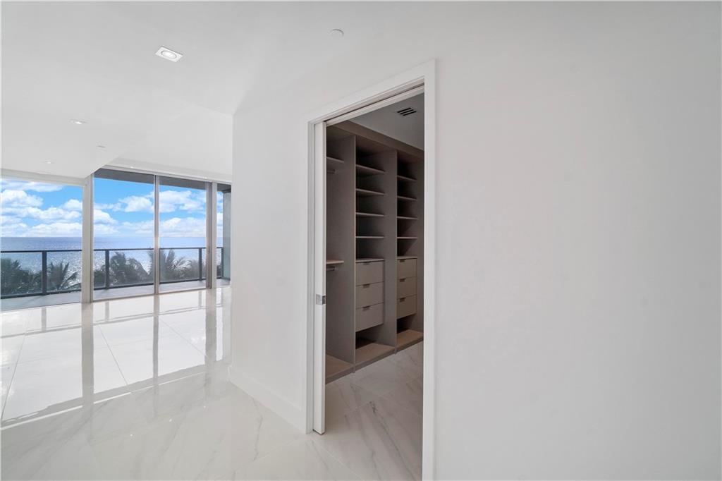 Auberge Beach Residences - Residential