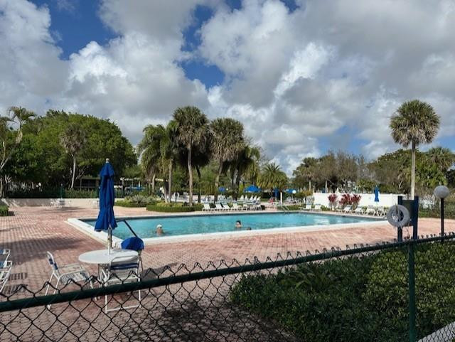 PALM AIRE - Residential