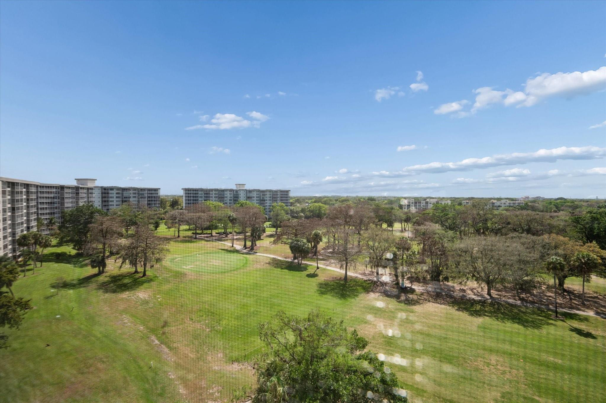 PALM AIRE - Residential