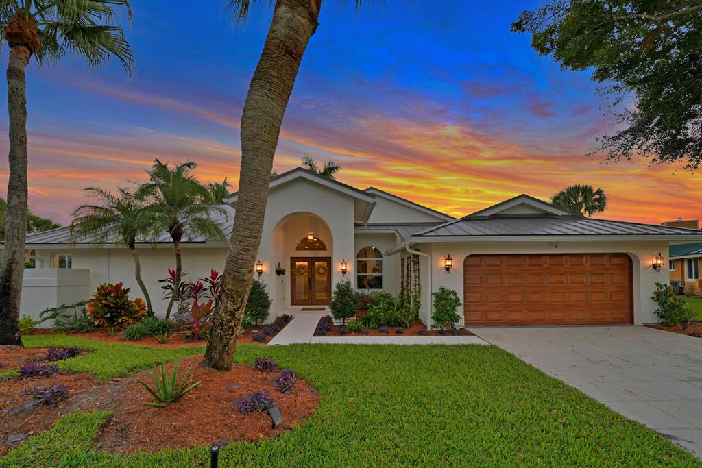 Photo of 6924 Misty Lake Way, Jupiter, FL 33458 (MLS # R10759667)