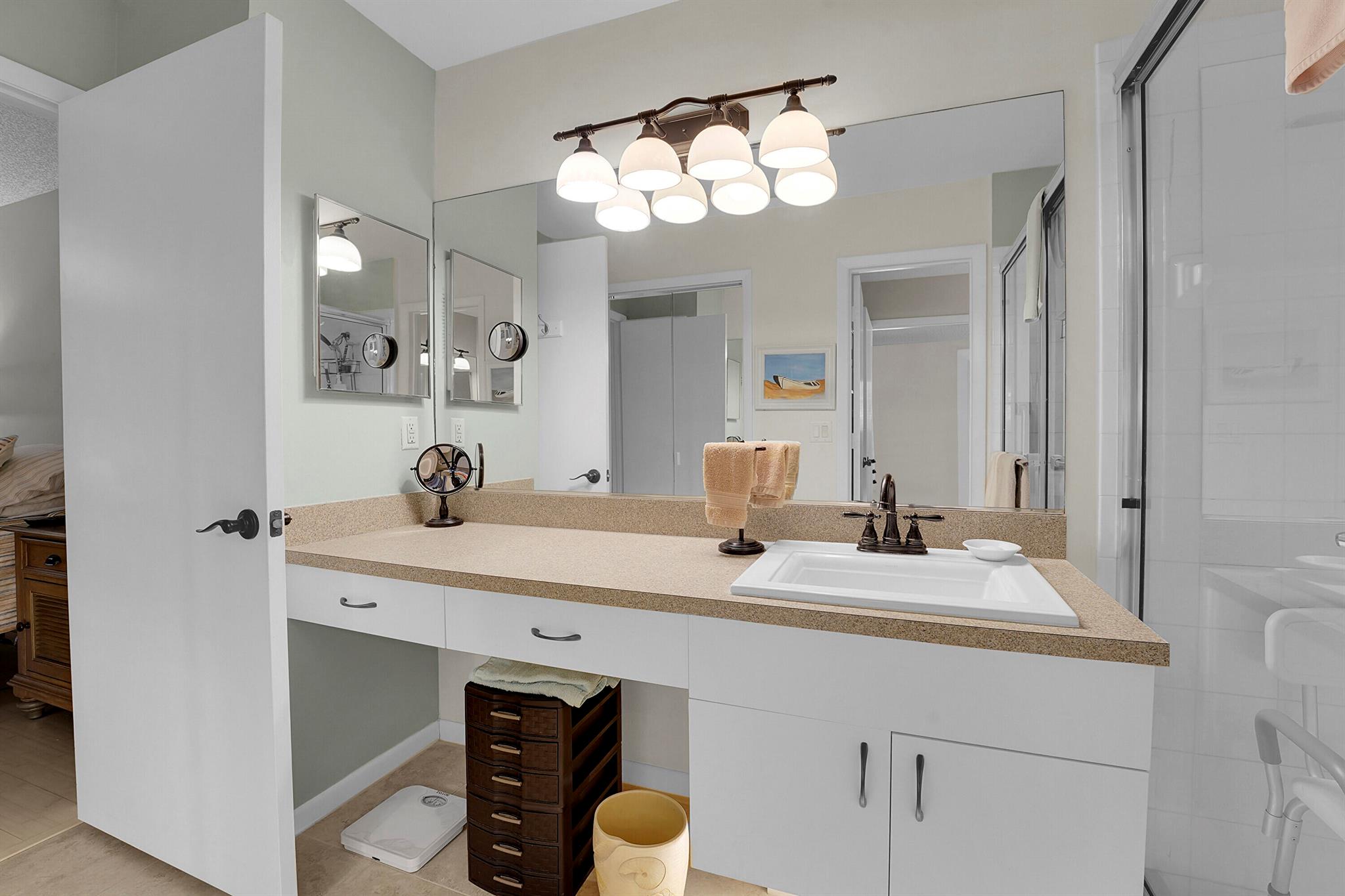 KINGS ISLE PHASE III - Residential