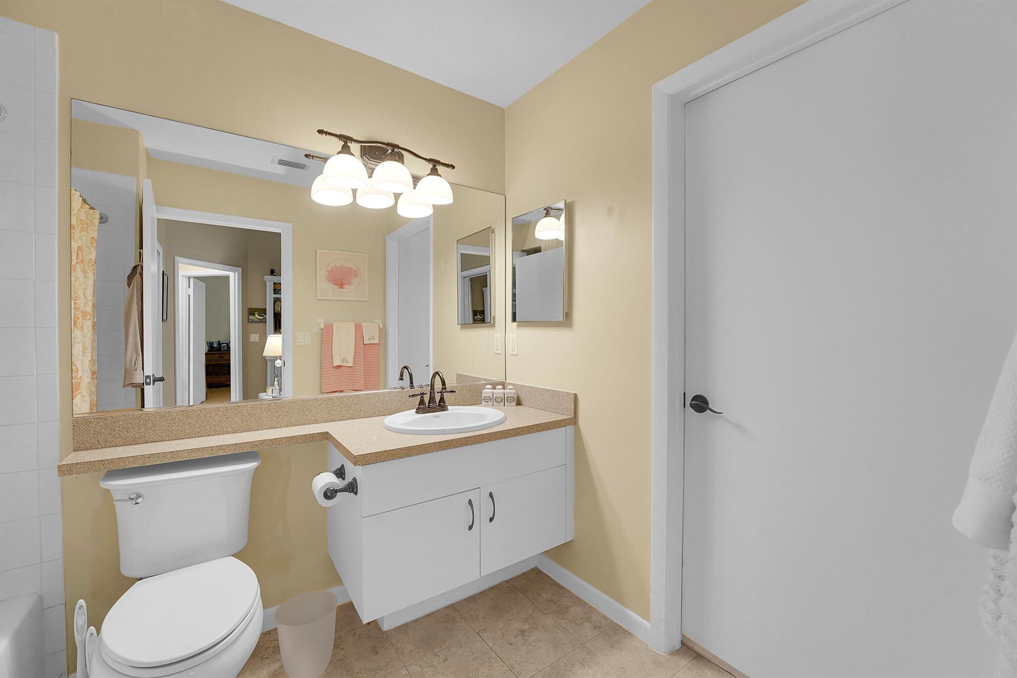 KINGS ISLE PHASE III - Residential