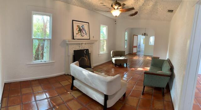 NORTH PALM BCH 1 - Residential