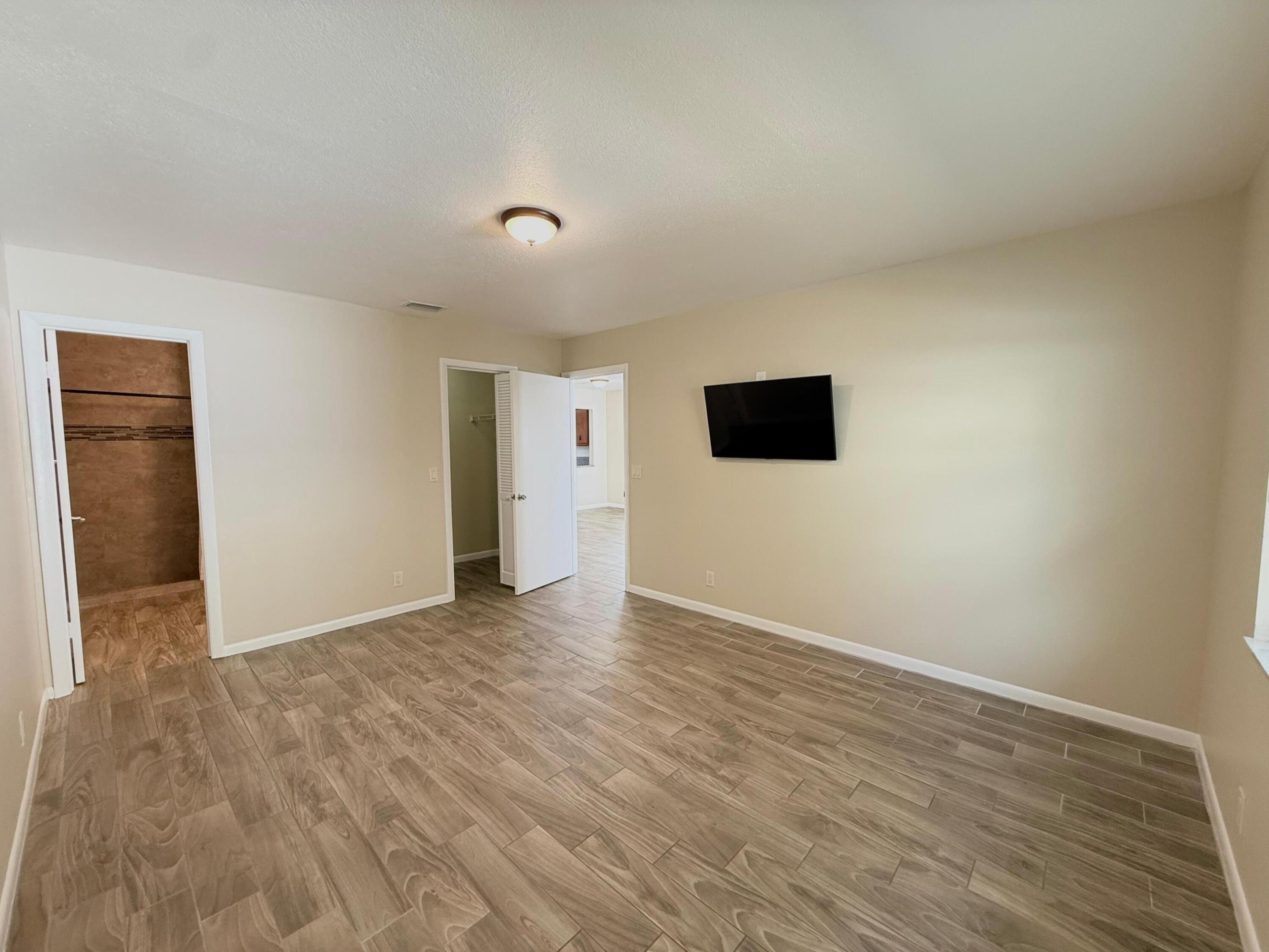 TEQUESTA VILLAS CONDO - Residential Lease