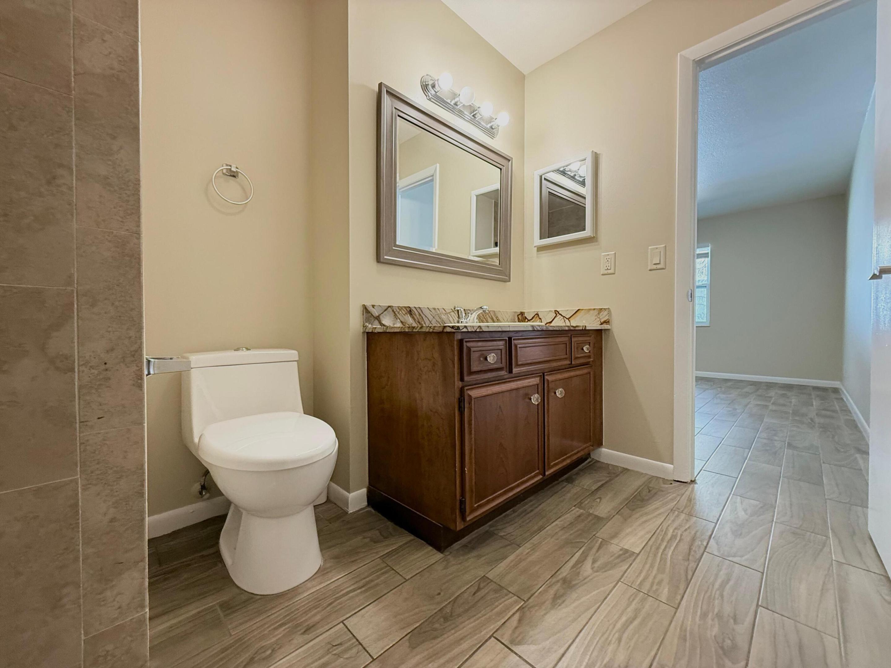 TEQUESTA VILLAS CONDO - Residential Lease