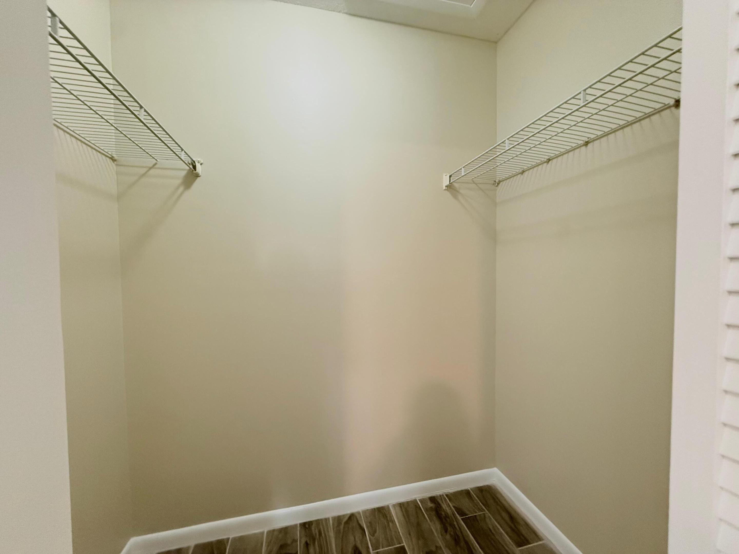 TEQUESTA VILLAS CONDO - Residential Lease