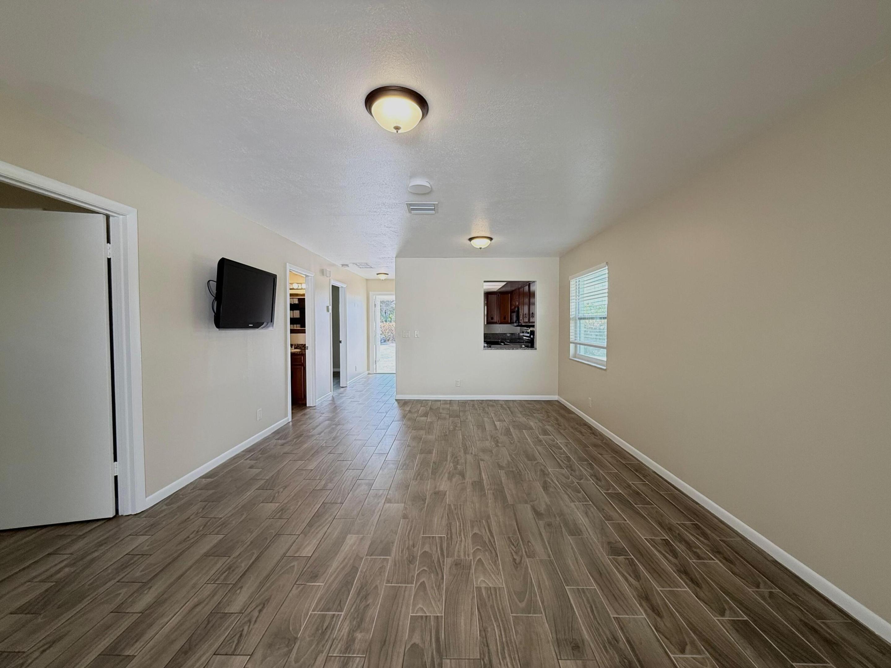 TEQUESTA VILLAS CONDO - Residential Lease