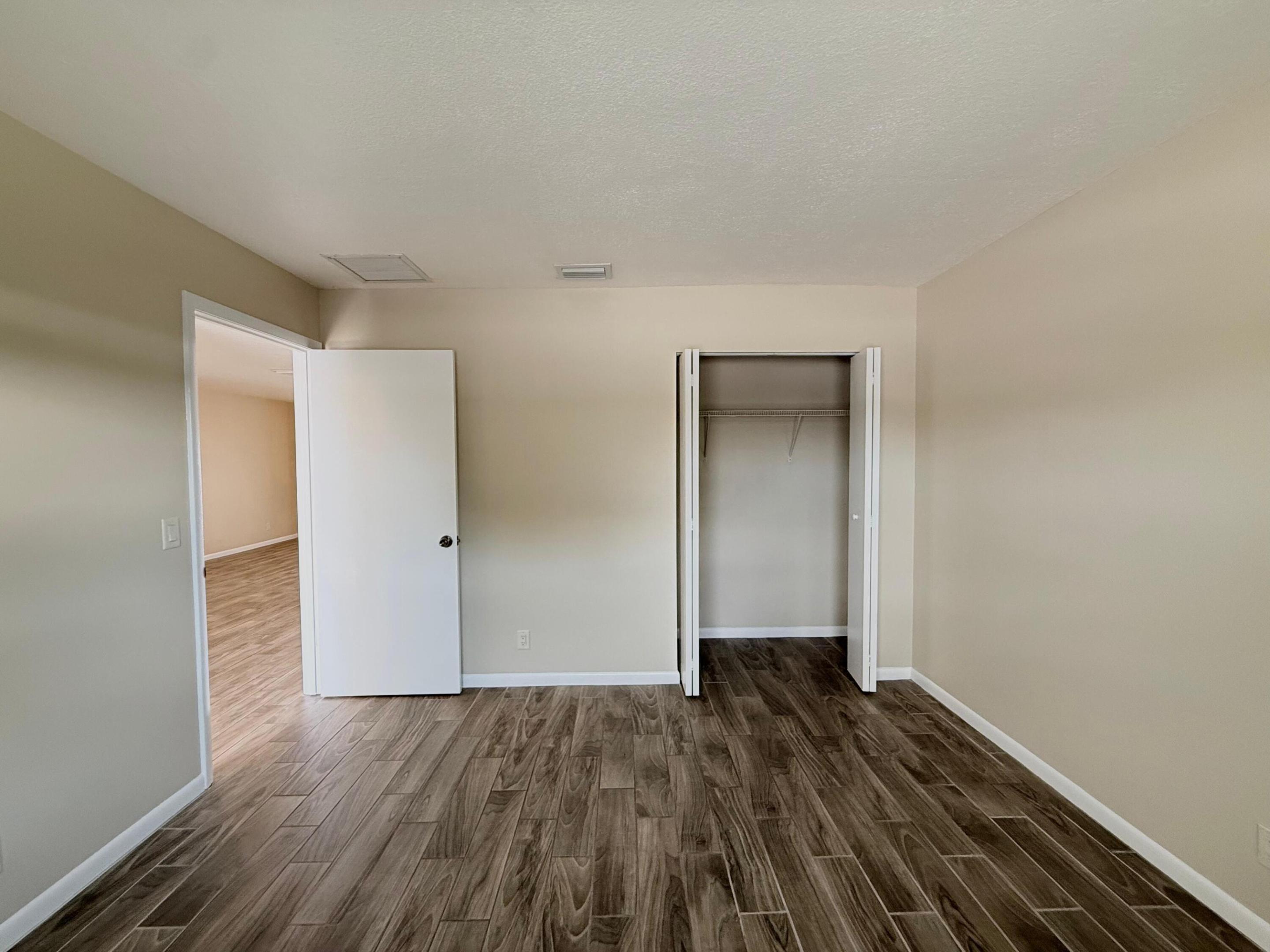 TEQUESTA VILLAS CONDO - Residential Lease