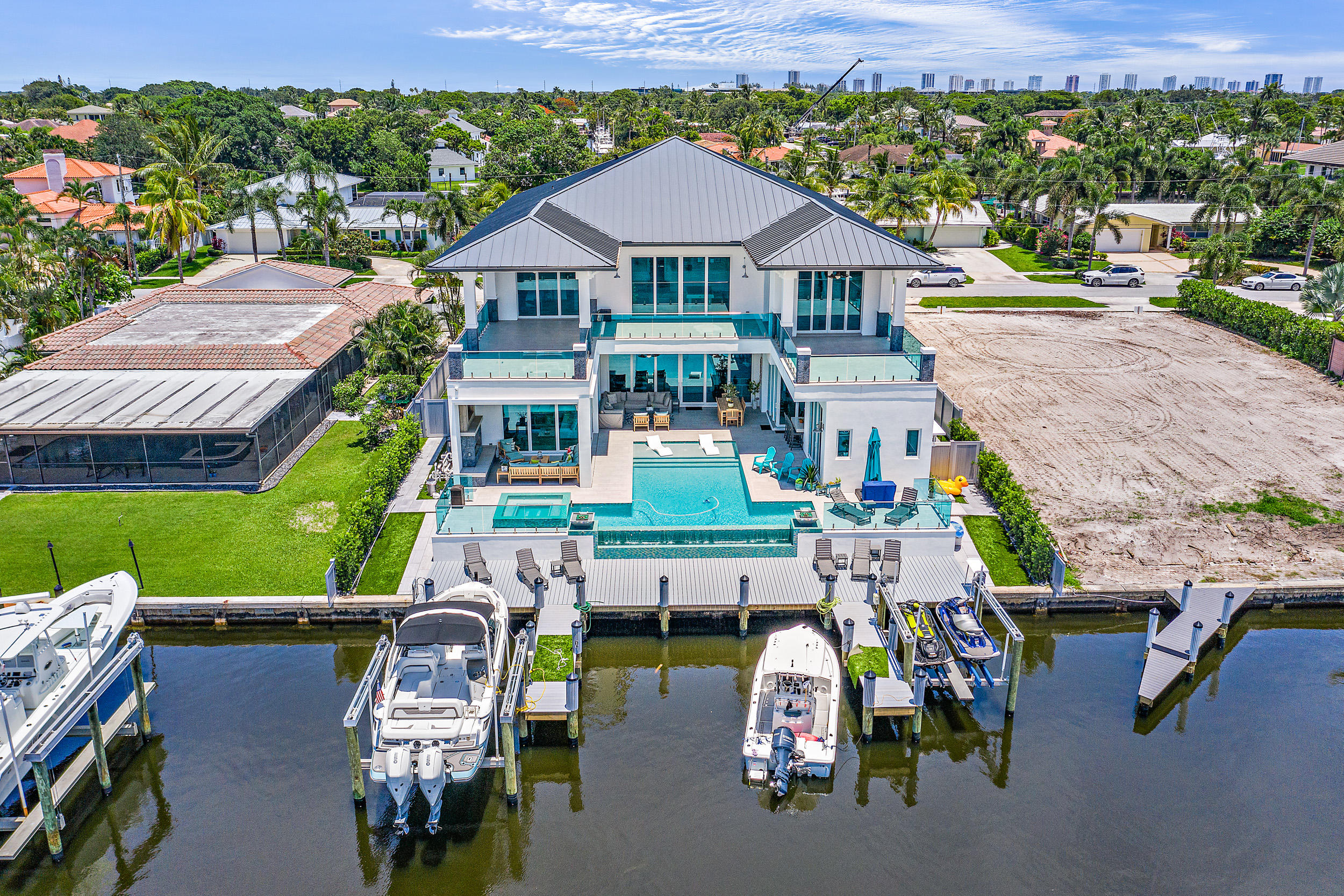 NORTH PALM BEACH VILLAGE OF 6 - Residential