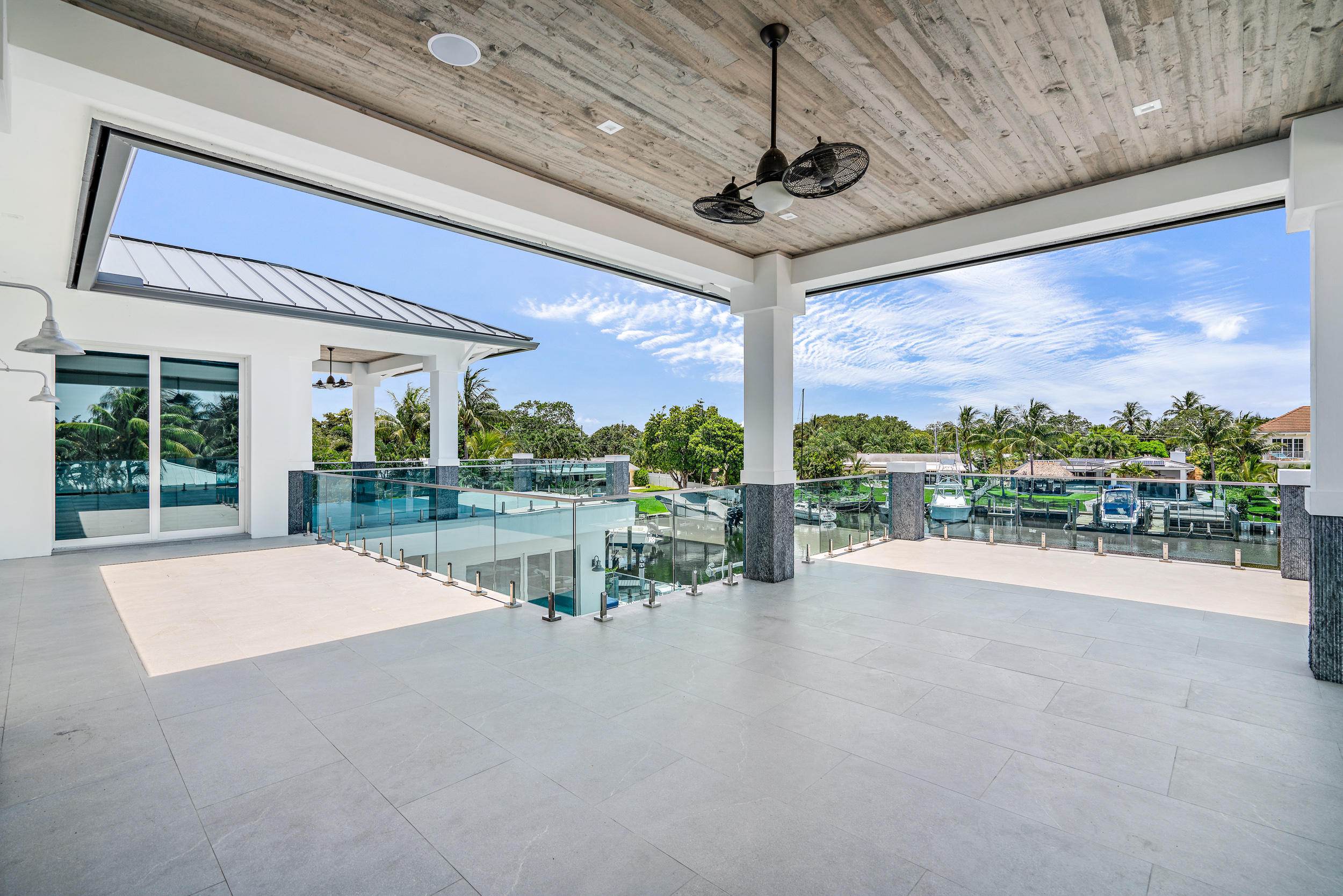 NORTH PALM BEACH VILLAGE OF 6 - Residential