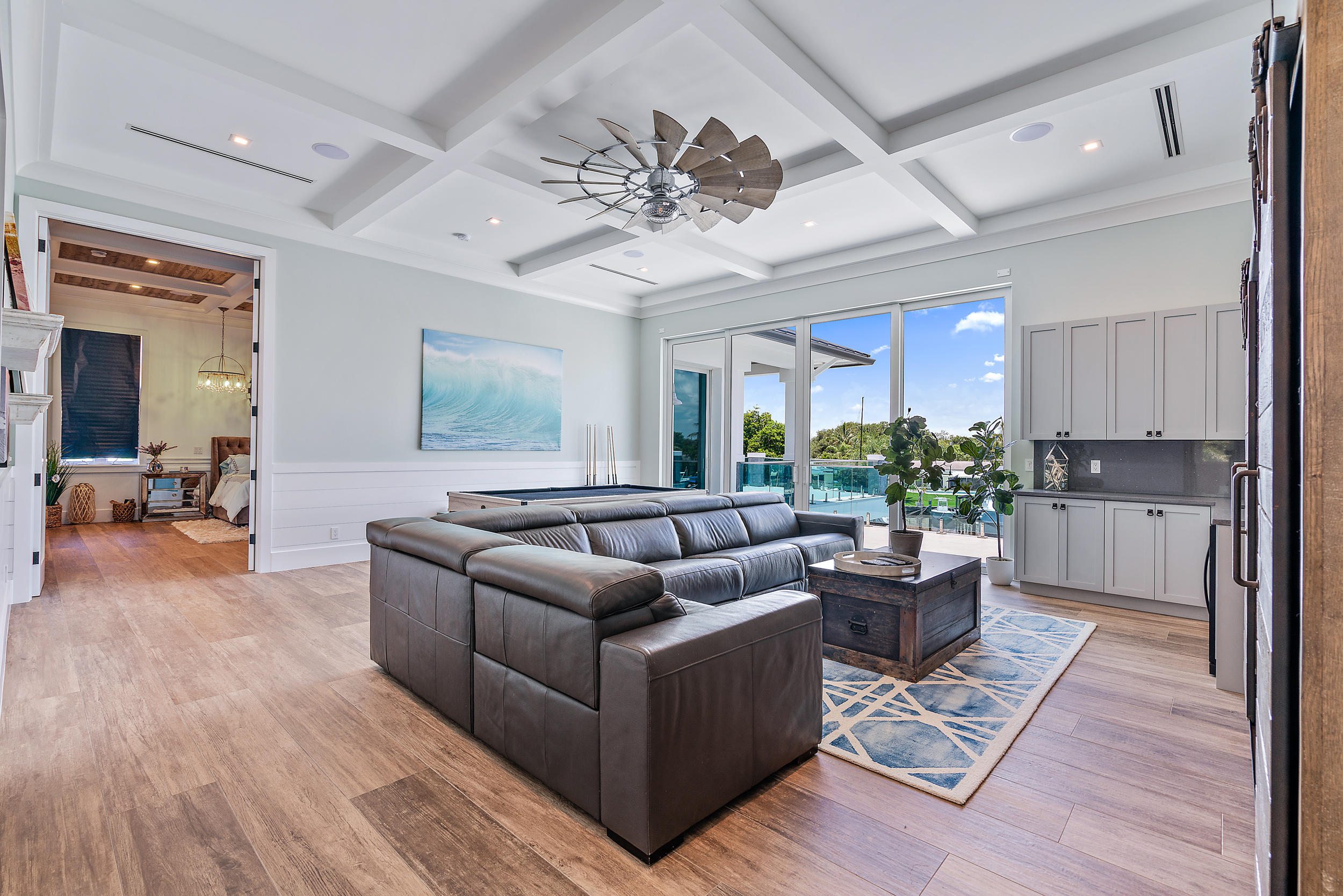 NORTH PALM BEACH VILLAGE OF 6 - Residential