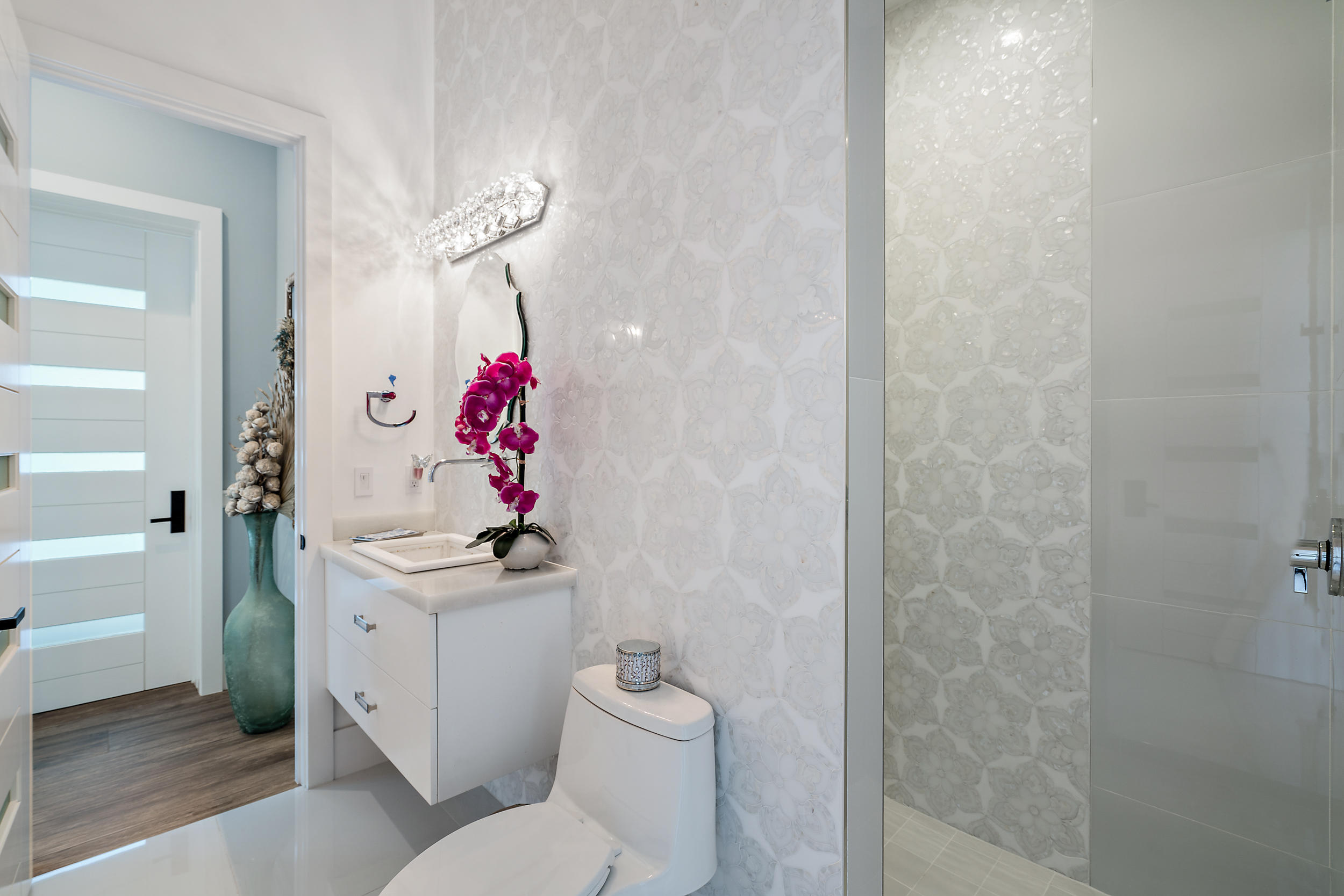 NORTH PALM BEACH VILLAGE OF 6 - Residential