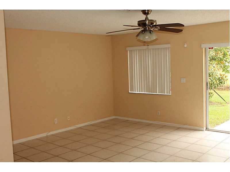 WOODLAND COVE - Residential Lease