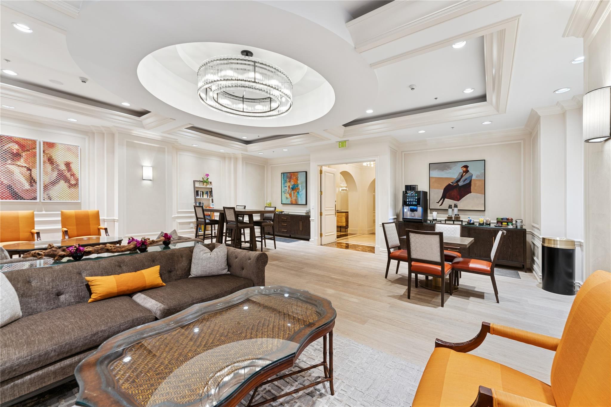 RITZ CARLTON RESIDENCES - Residential