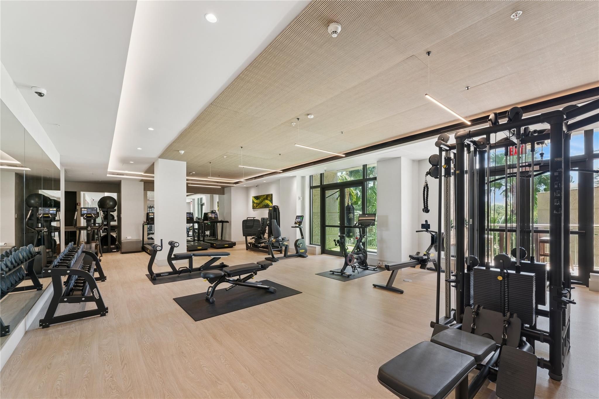 RITZ CARLTON RESIDENCES - Residential