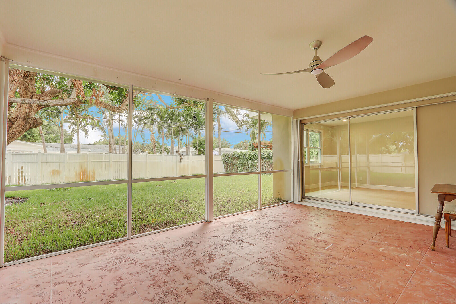 NORTH PALM BEACH VILLAGE OF 6 - Residential Lease