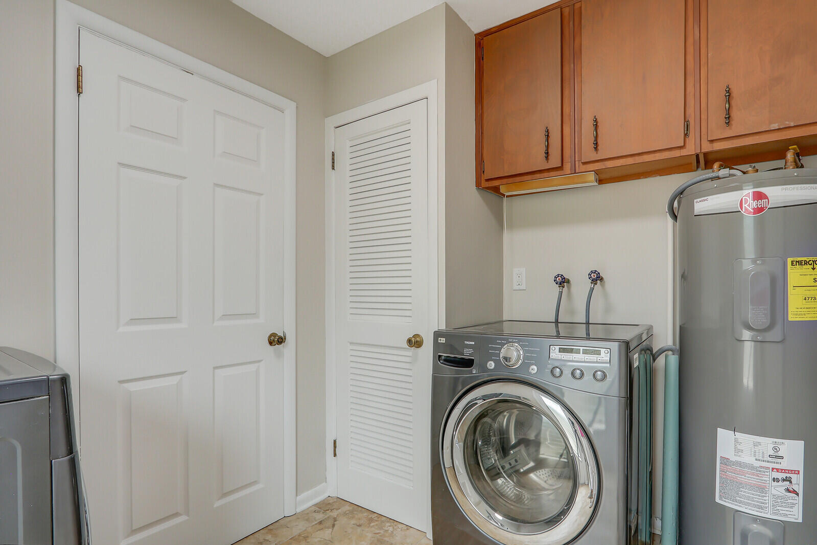 NORTH PALM BEACH VILLAGE OF 6 - Residential Lease