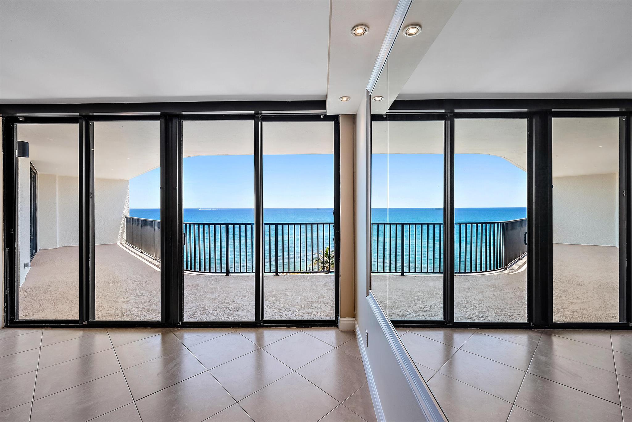 Dune Deck Of The Palm Beaches - Residential