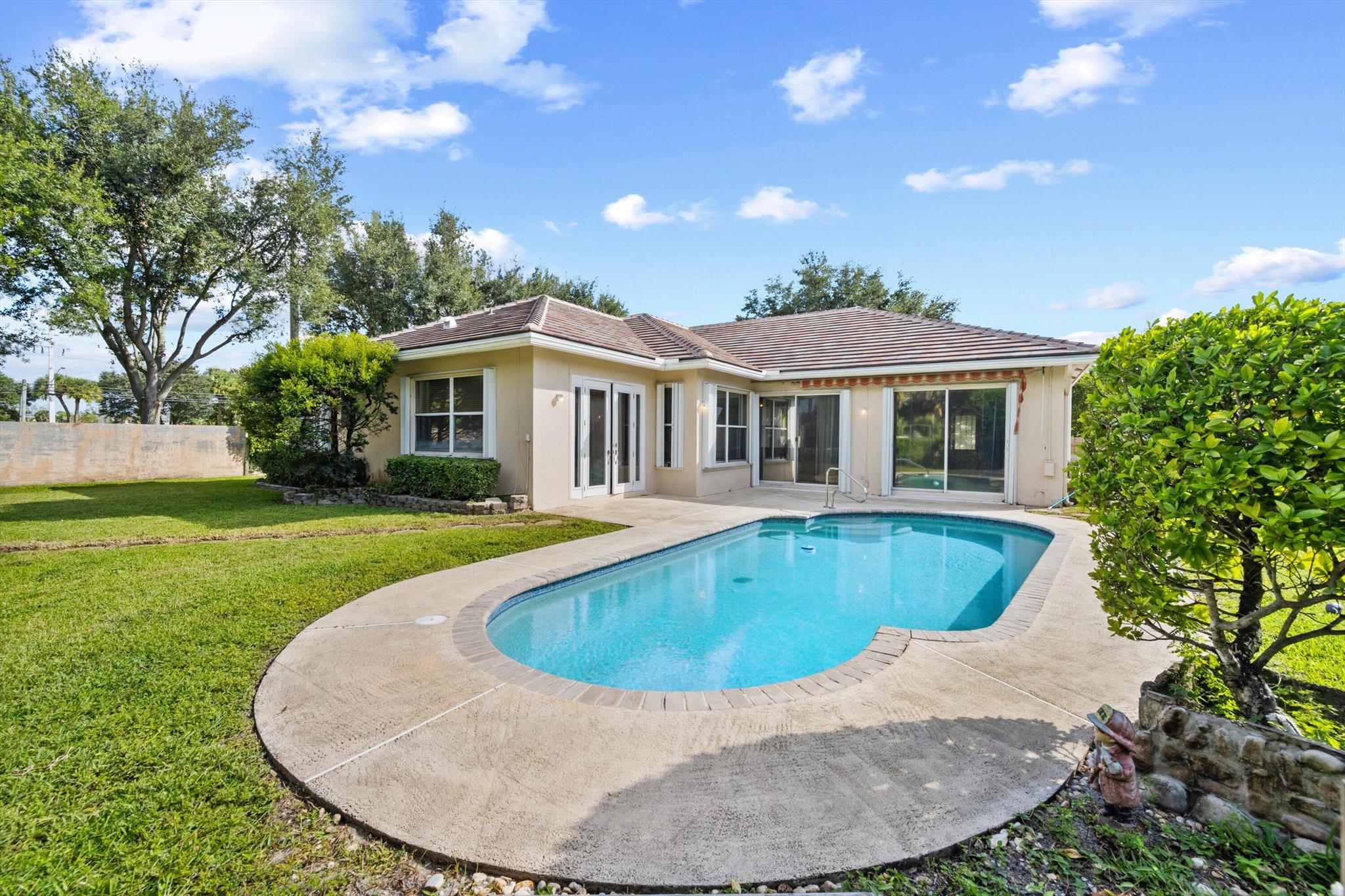 REGENCY LAKE ESTATES 2 - Residential